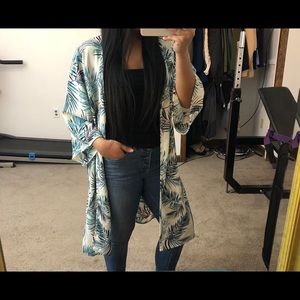 JWLovesMe Open Slit Kimono with Palm Leaf Pattern